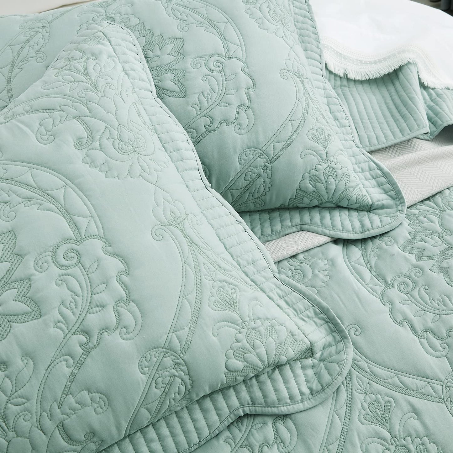 Oversized Bedspread Coverlet Set King Size - Lightweight Bedding Cover - Beautiful Stitching - 4 Piece Reversible Bedspread - Gorgeous Damask Paisley Pattern (King, Seaglass)