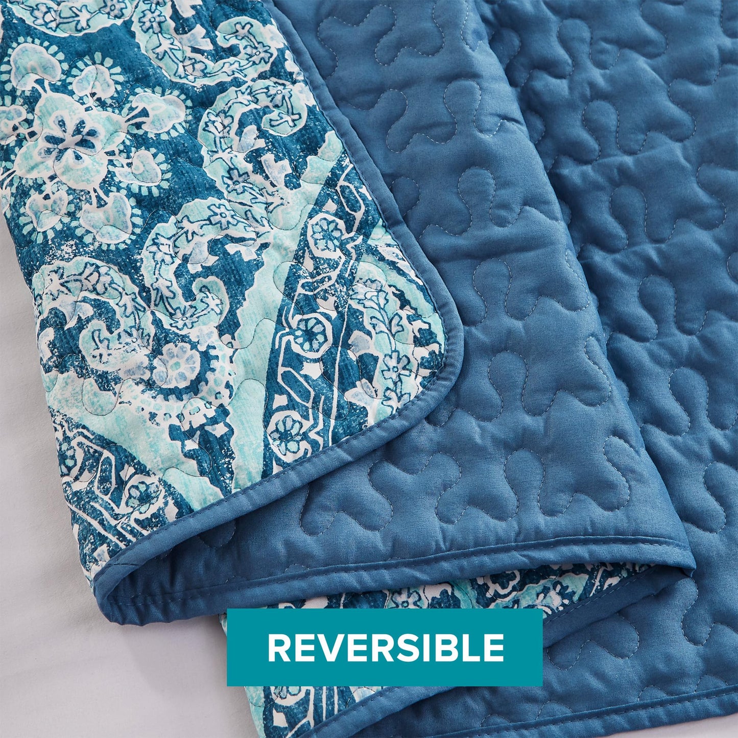 Reversible Quilt Set-Vermicelli Stitching Design All Season, Lightweight, Coverlet Bedspread Bedding, Matching Shams, Twin/Twin XL (66 in x 90 in), Gloria Damask Aqua 2 Piece